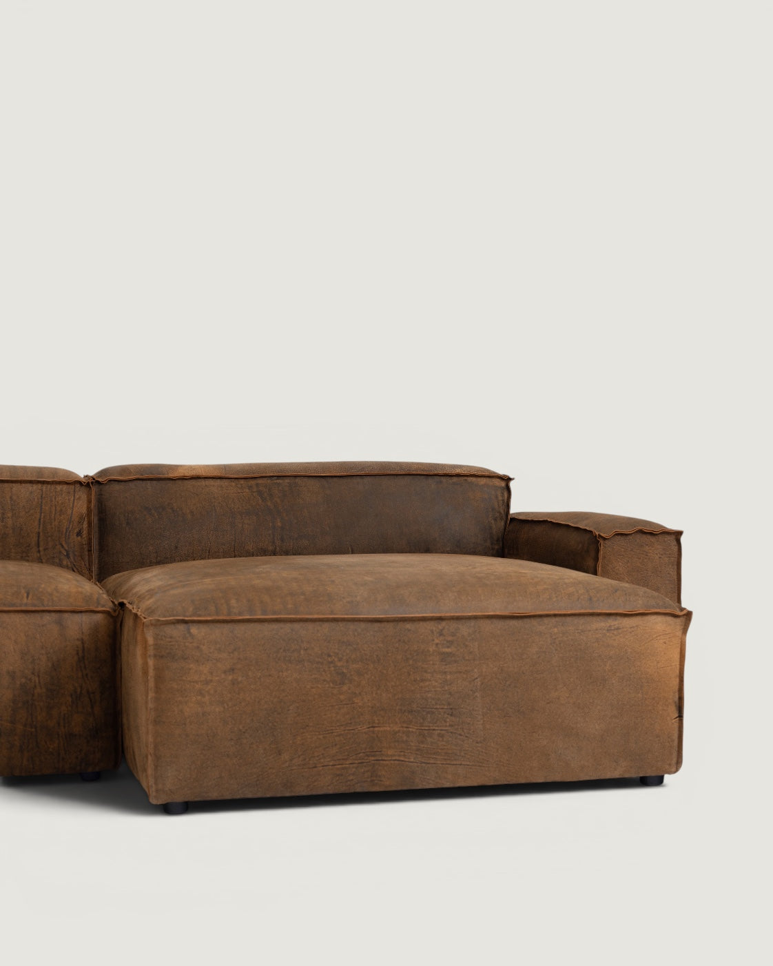 Cayman Extended 3 Piece Modular — chaise detail
