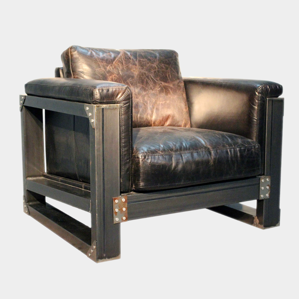 Crusader Arm Chair (Closed Arms)